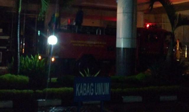 Kantor Pajak di Jalan Suka Mulia Medan Terbakar