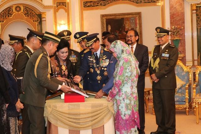 Panglima TNI Laksanakan Kunjungan Kehormatan Kepada Sultan Brunei Darussalam