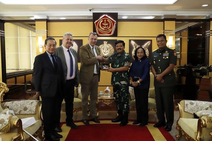 Panglima TNI Terima Audiensi Ketua Delegasi ICRC Indonesia dan Timor Leste