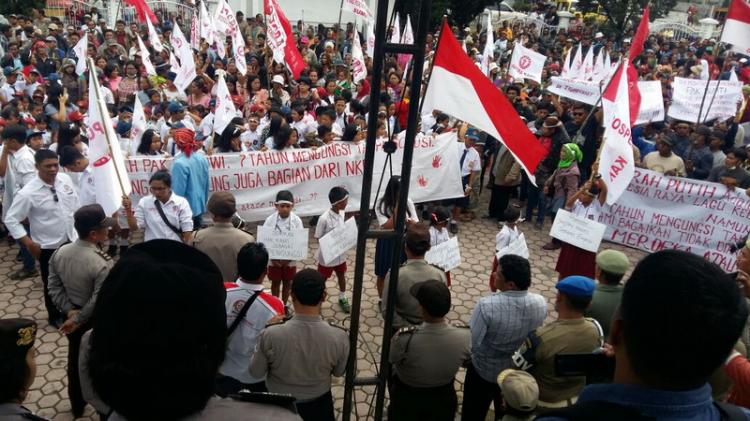 Pengungsi Dampak Gunung Sinabung Tagih Janji