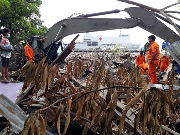 Tim Gabungan TNI dan Basarnas Kembali Temukan Jenazah Korban Gempa di Palu