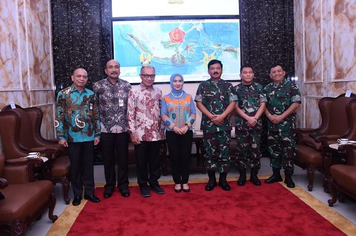 Panglima TNI Terima Dirut PT Pertamina