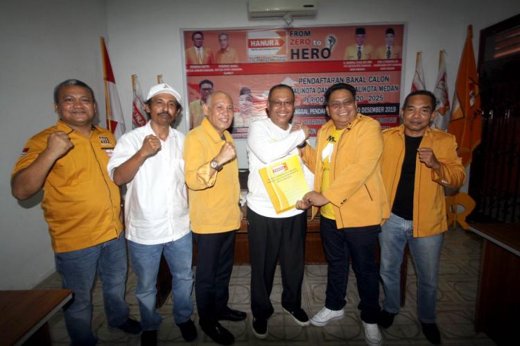Akhyar Daftar ke Hanura