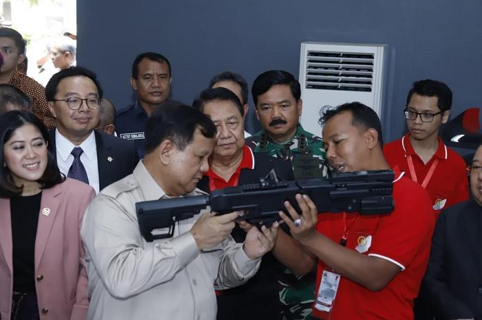 Bersama Menhan Prabowo Subianto, Panglima TNI Hadiri Pameran Industri Alpalhankam Dalam Negeri