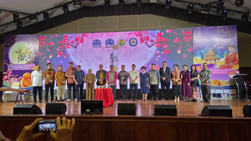 Festival Kue Bulan 2025, WALUBI Medan Gelar Charity Dinner Penuh Kebersamaan