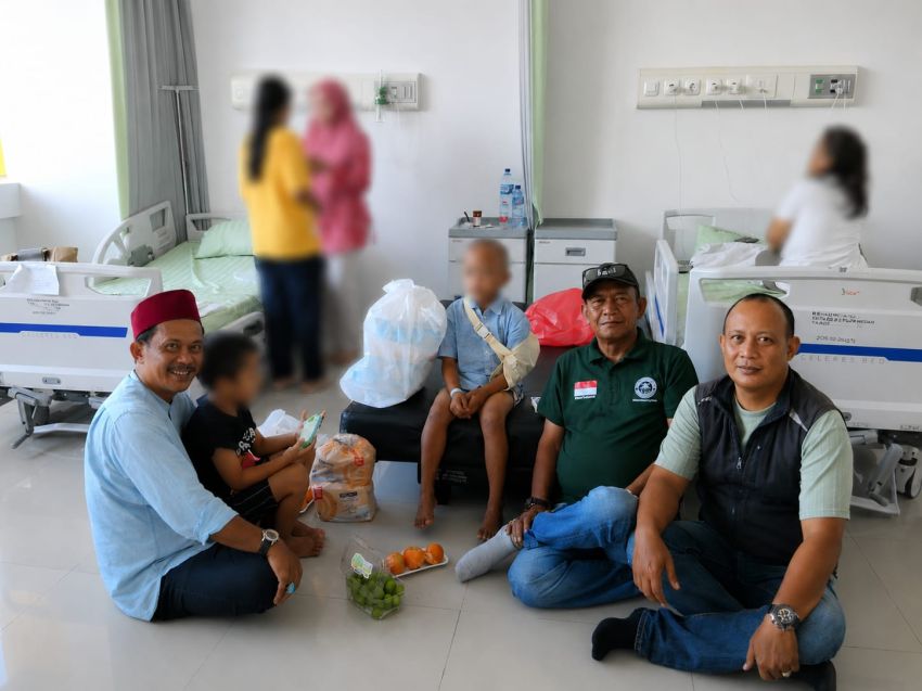 LPA Deli Serdang Jenguk Anak Korban Kekerasan asal Dairi di RSU Haji Medan
