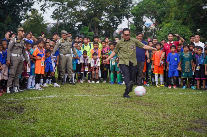 760 Atlet Ikuti Kejuaraan Sepak Bola Pelajar Antarkecamatan Piala Wali Kota Medan I