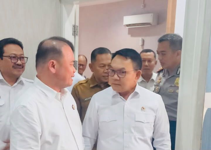 Dampingi KSP Dudung Abdurachman, Tenaga Ahli Lemhannas Arman Chandra Tinjau PSN Tol Pangkalan Brandan hingga Dialog dengan Petani