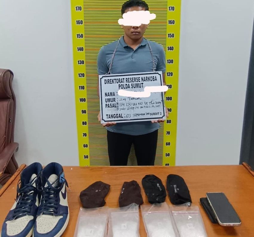 Selundupkan Sabu dalam Sepatu, Warga Aceh Ditangkap di Bandara Kualanamu