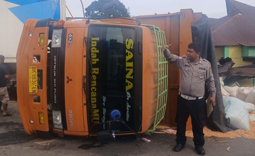 Kecelakaan Beruntun di Sibolangit, Empat Rumah dan Satu Sekolah Rusak